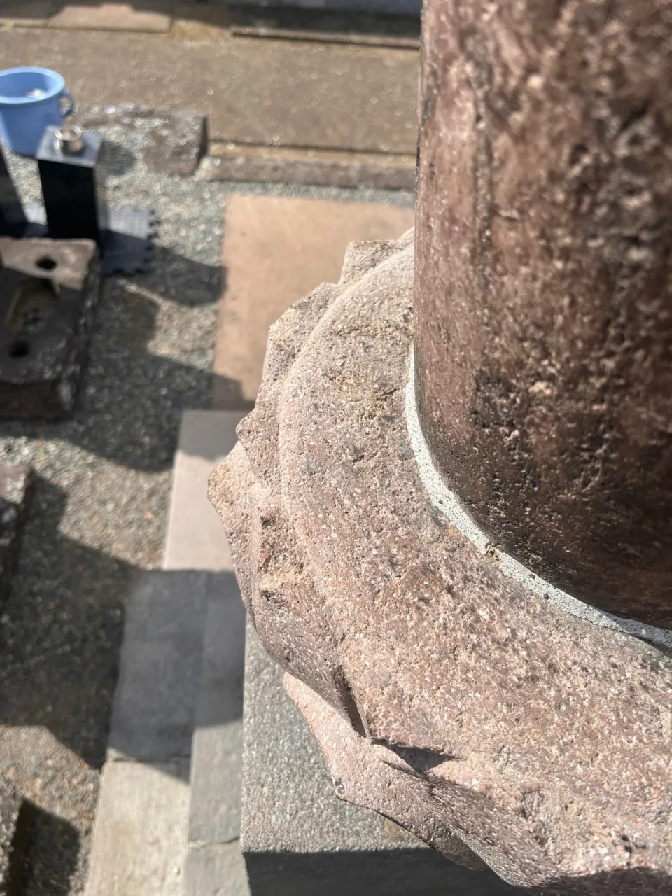 台座・蓮の彫刻部分・施工後