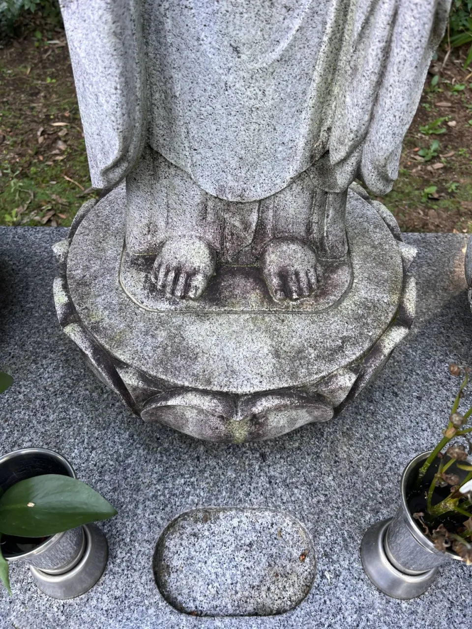 足元・施工前